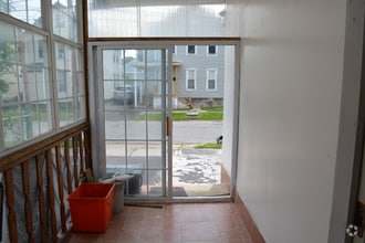 Building Photo - 1406 Neilson St