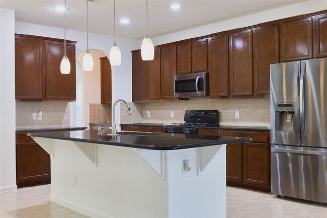 Foto del edificio - 24215 Courtland Oaks St