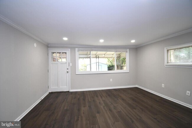 Building Photo - 4023 Hollins Ferry Rd