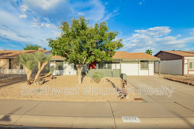 Photo - 18017 N 33rd Dr House