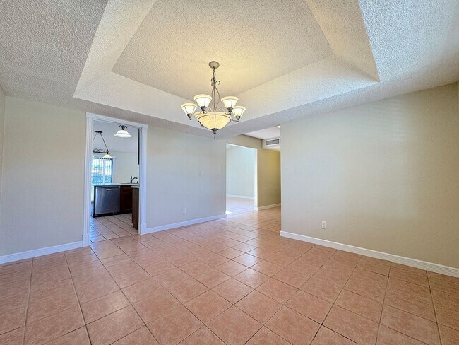 Foto del edificio - West El Paso 4 bed/3 bath refrig A/C Home!