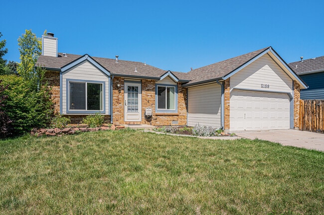 Building Photo - 2139 Daley Dr