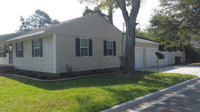 Building Photo - 4-Bedroom, 3-Bath Home