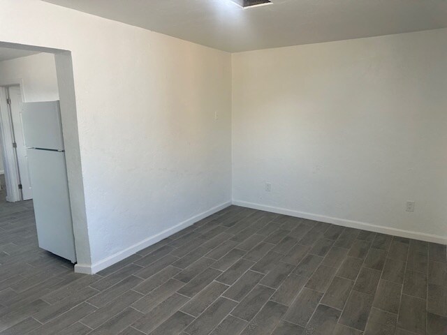 Building Photo - 1228 W Sonora St