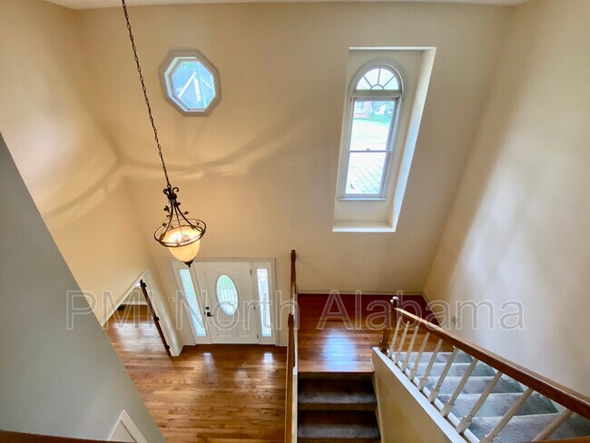 Building Photo - 1834 Shellbrook Dr NW