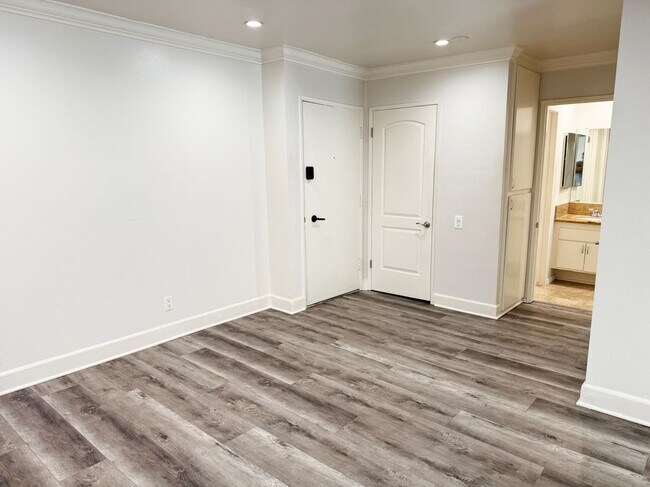 Foto del edificio - 5460 White Oak Ave