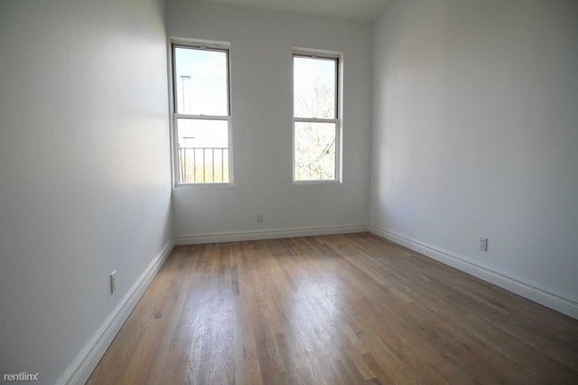 Building Photo - 151 Wilson Ave