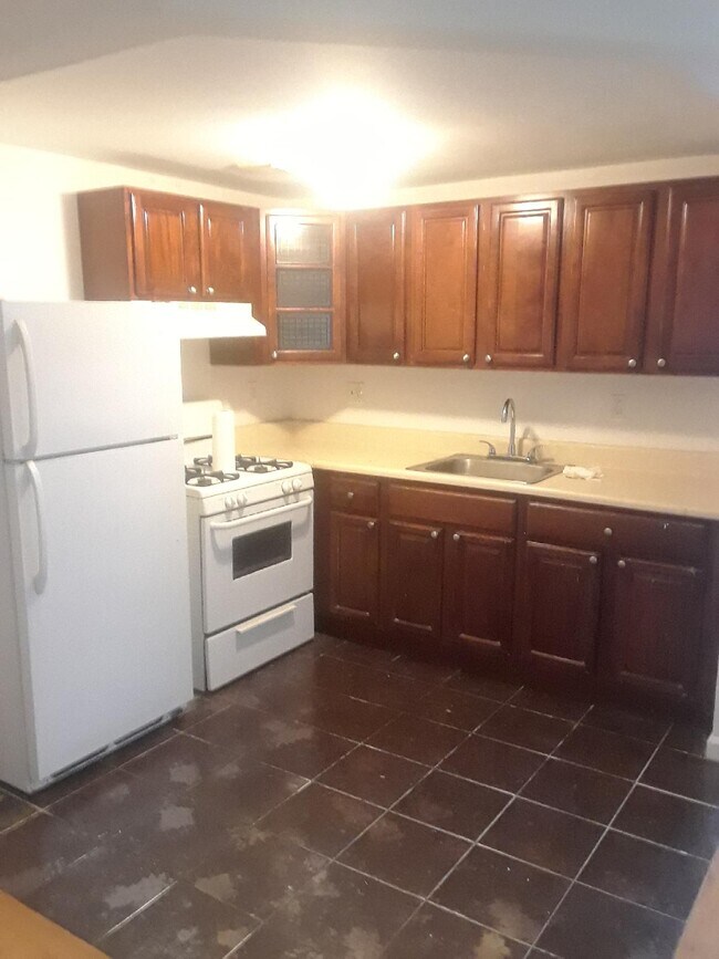 Foto del edificio - 41 Rockaway Ave