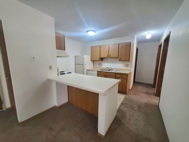 Interior Photo - The Grove of White Bear Lake