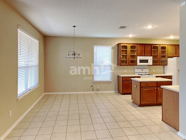 Building Photo - 6311 Palmetto Way