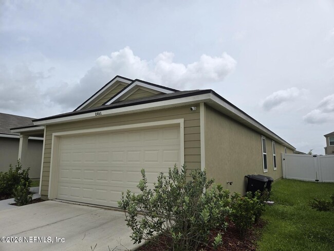 Building Photo - 2461 Oak Stream Dr