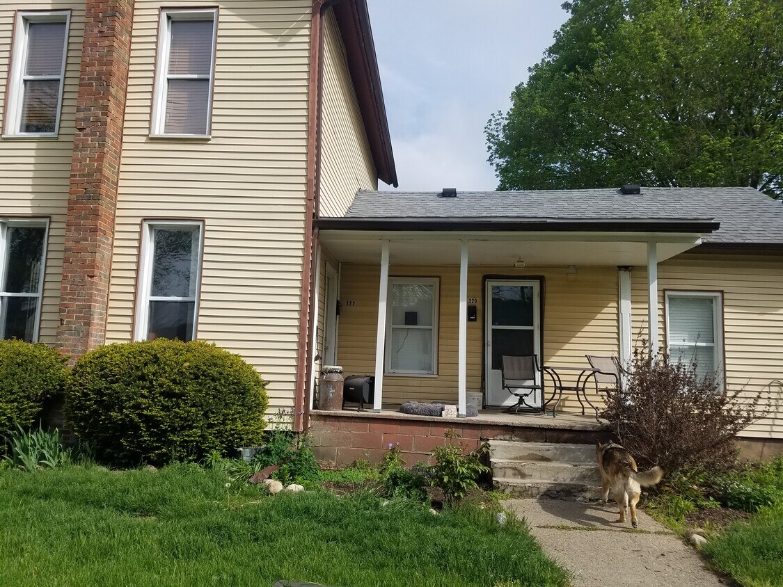 Primary Photo - 322 W Mitchell St