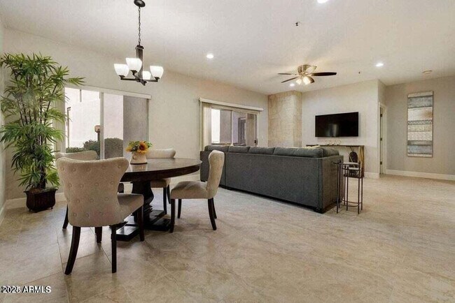 Foto del edificio - 11260 N 92nd St