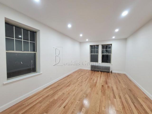 Building Photo - 1 bedroom in KEW GARDENS NY 11415