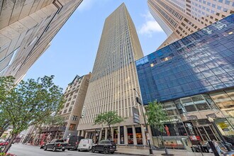 Building Photo - 100 E Walton St