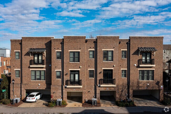 Building Photo - Blount Street Commons