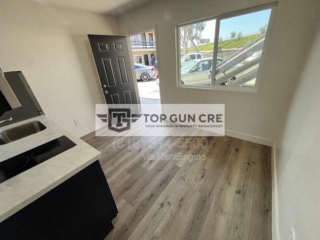 Building Photo - 147 W Calle Primera