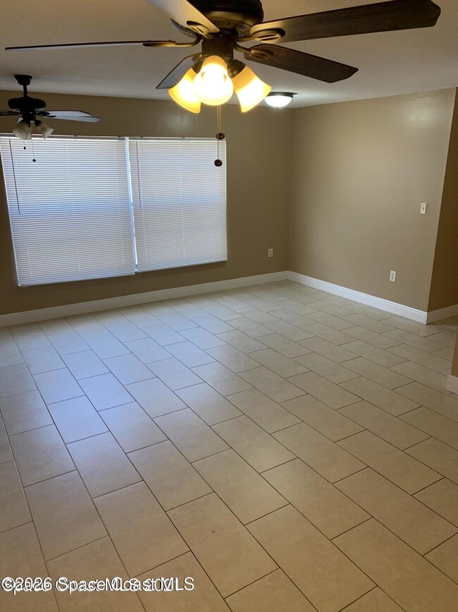 Building Photo - 3645 Barna Ave