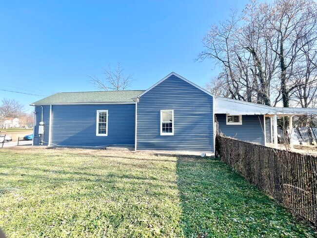 Foto del edificio - 2616 Duncan St