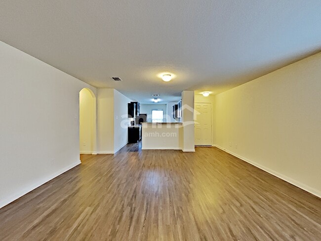 Foto del edificio - 7559 Bowdre