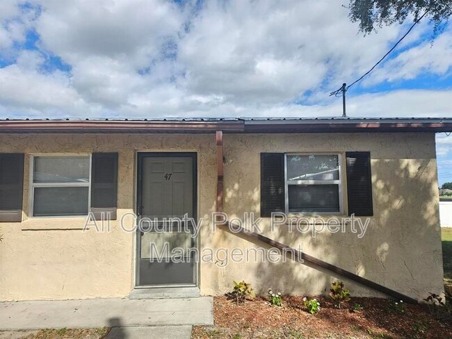 Foto del edificio - 455 Buck Moore Rd