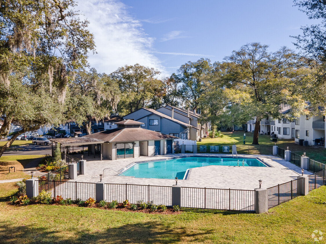 Primary Photo - Laurel Grove Apartment Homes