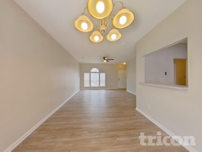 Foto del edificio - 62 Sweet Thorne Cir