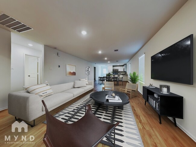 Building Photo - 2842 Via Augusta Dr