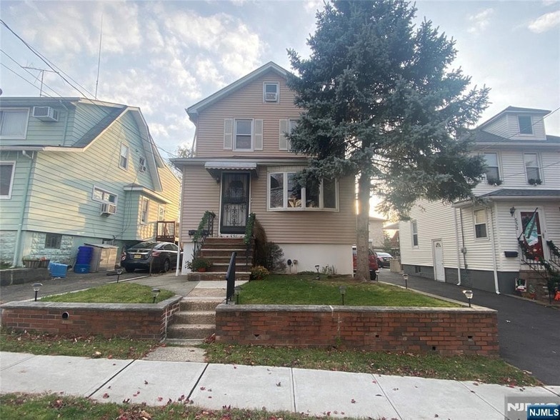 Photo - 536 3rd Avenue Unit