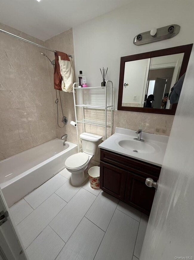 Foto del edificio - 70-31 153rd St
