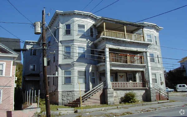 Primary Photo - 73-75 Cross St