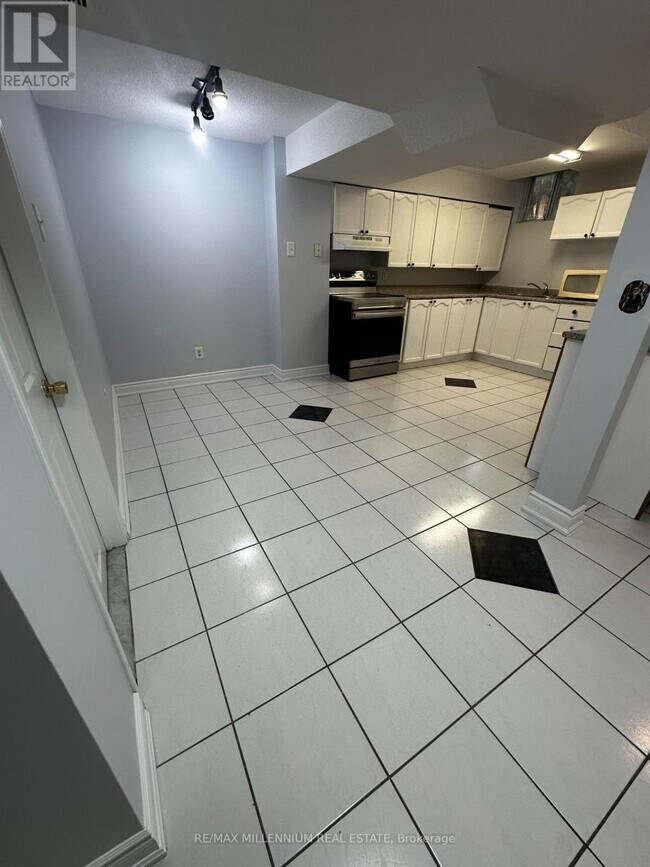 Photo du bâtiment - 1433 Daniel Creek Rd