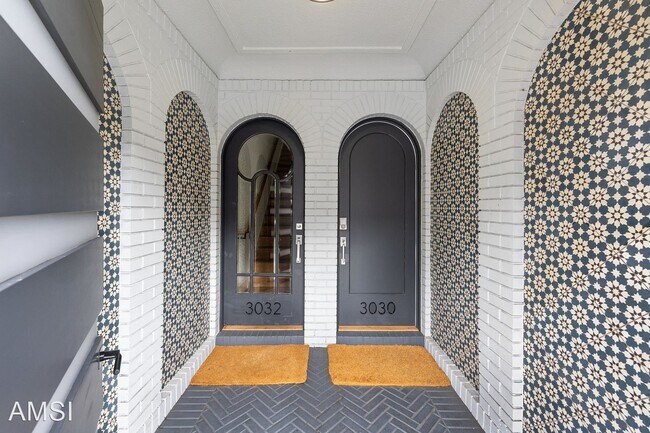 Foto del edificio - 3 br, 3.5 bath House - 3030 Franklin St.