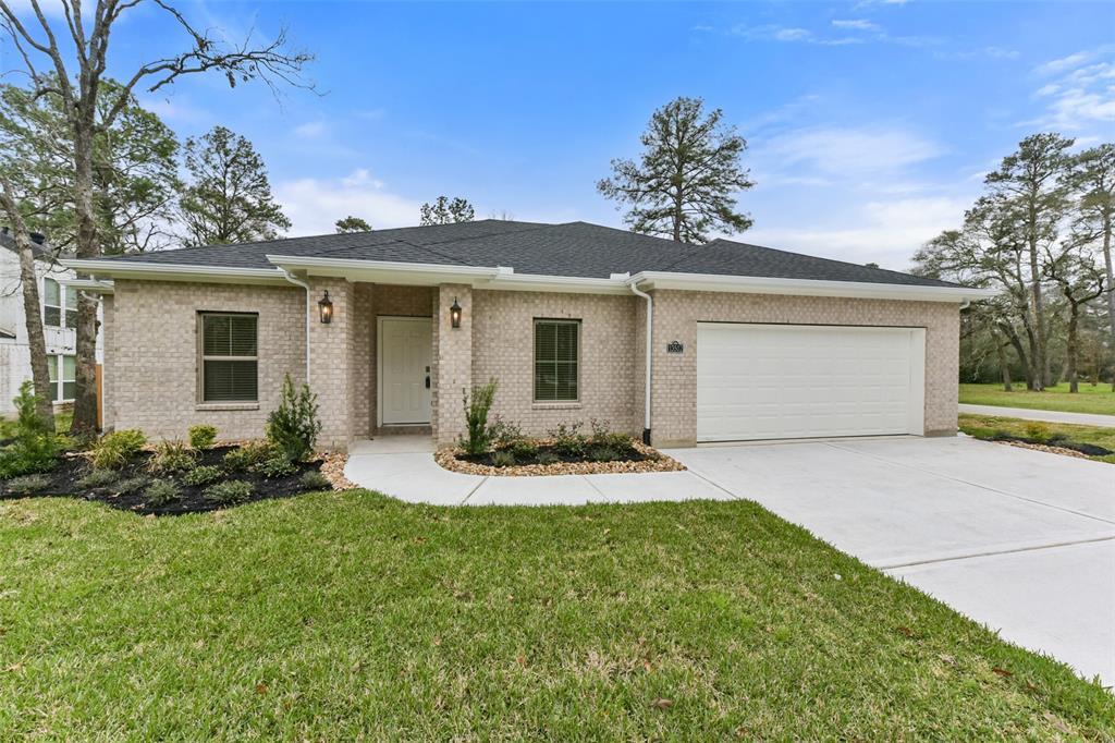 Foto principal - 13502 Cedar Point Dr
