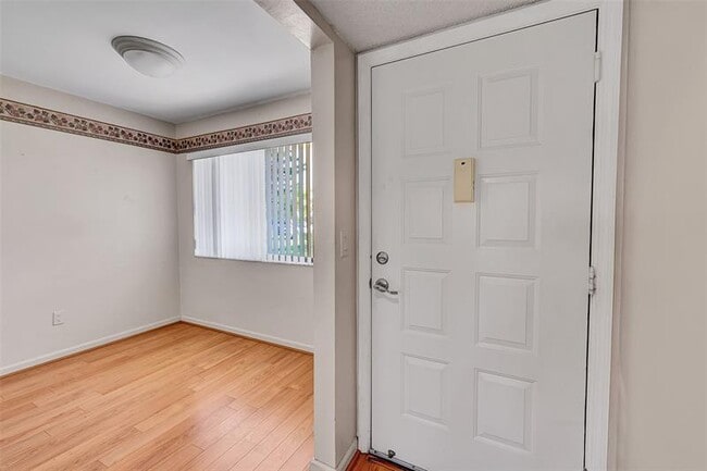 Building Photo - 9633 N Belfort Cir