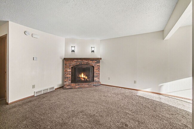 Foto del edificio - 410 NW Nottingham Ln