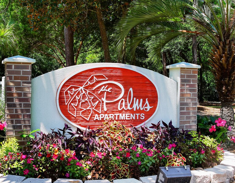 The Palms Apartments in Charleston, SC