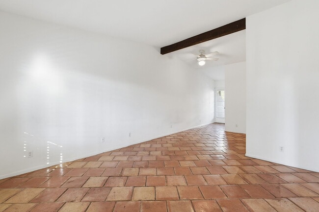 Building Photo - 1449 E Highland Ave