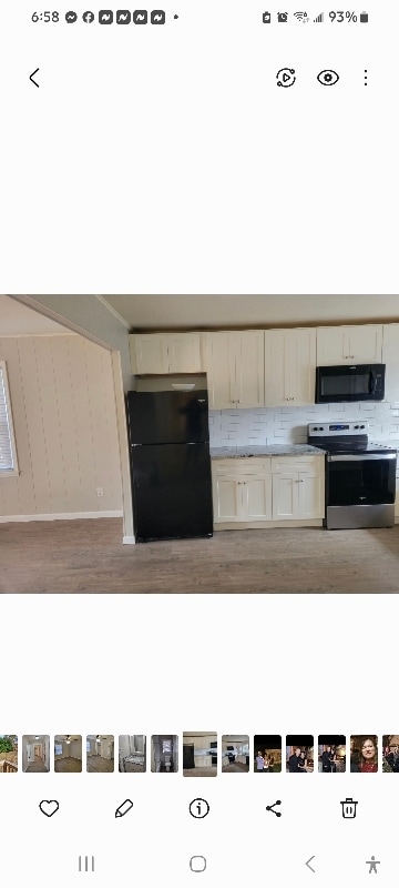 Foto del edificio - 11200 Pine Grove Ave