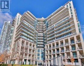 Building Photo - 410 Queens Quay W