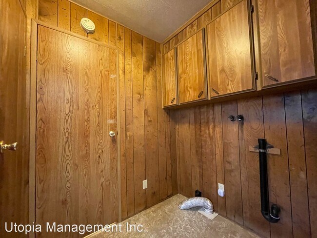 Building Photo - 3 br, 2 bath House - 469-330 Childrens Road