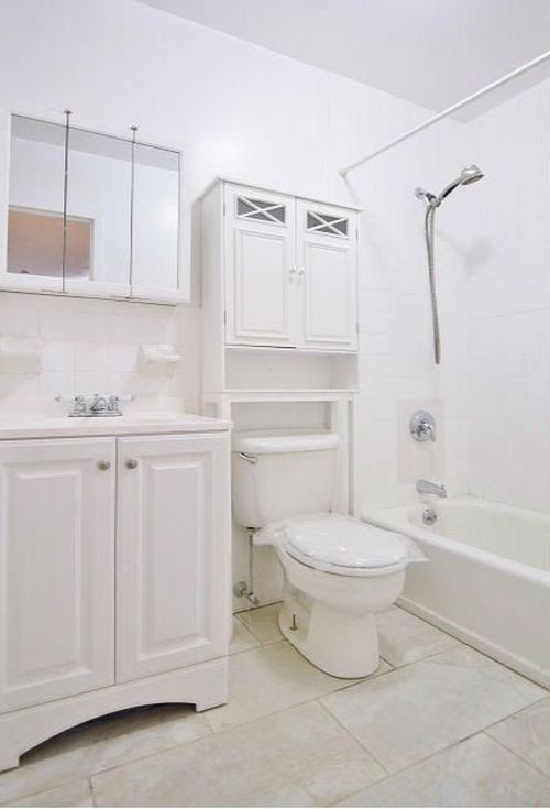 Building Photo - 360 W 47th St