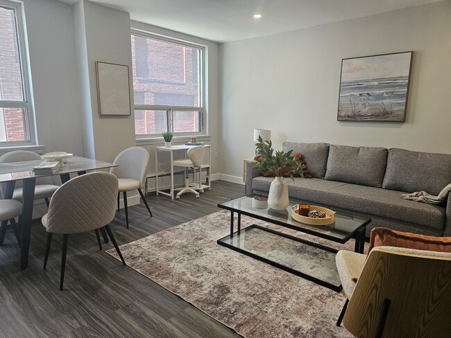 Photo - Eighty-five on Wellesley Apartments