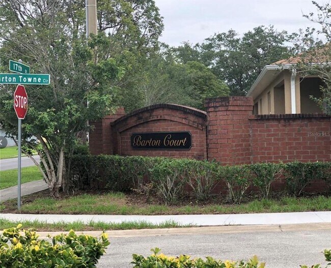 Foto del edificio - 1781 Barton Towne Cir