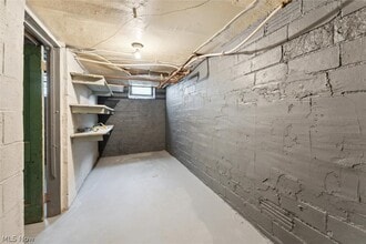 Building Photo - 13108 Cedar Rd
