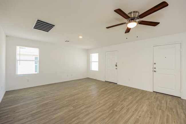 Building Photo - 6614 Morgan Cp