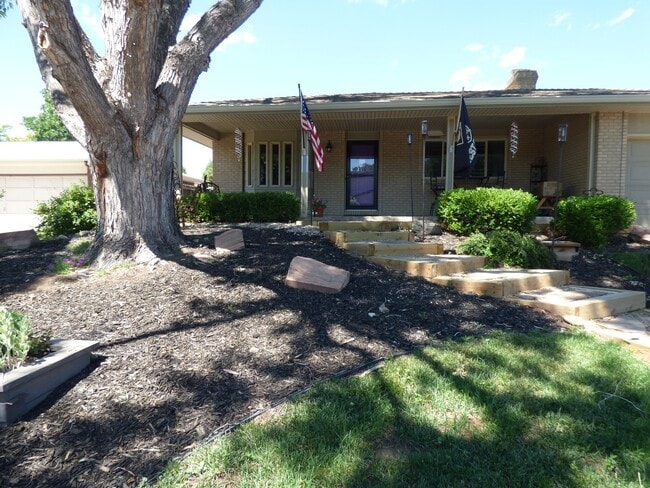 Great House in a Great Neighborhood! - Great House in a Great Neighborhood!