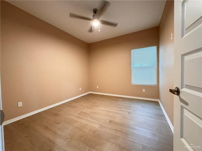 Foto del edificio - 910 N Spruce St