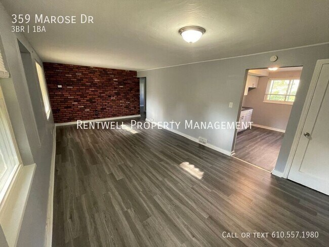 Foto del edificio - 359 Marose Dr