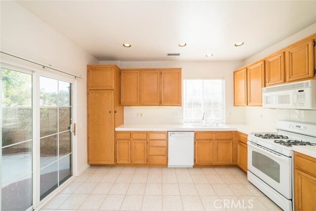 Foto del edificio - 124 Cherrybrook Ln